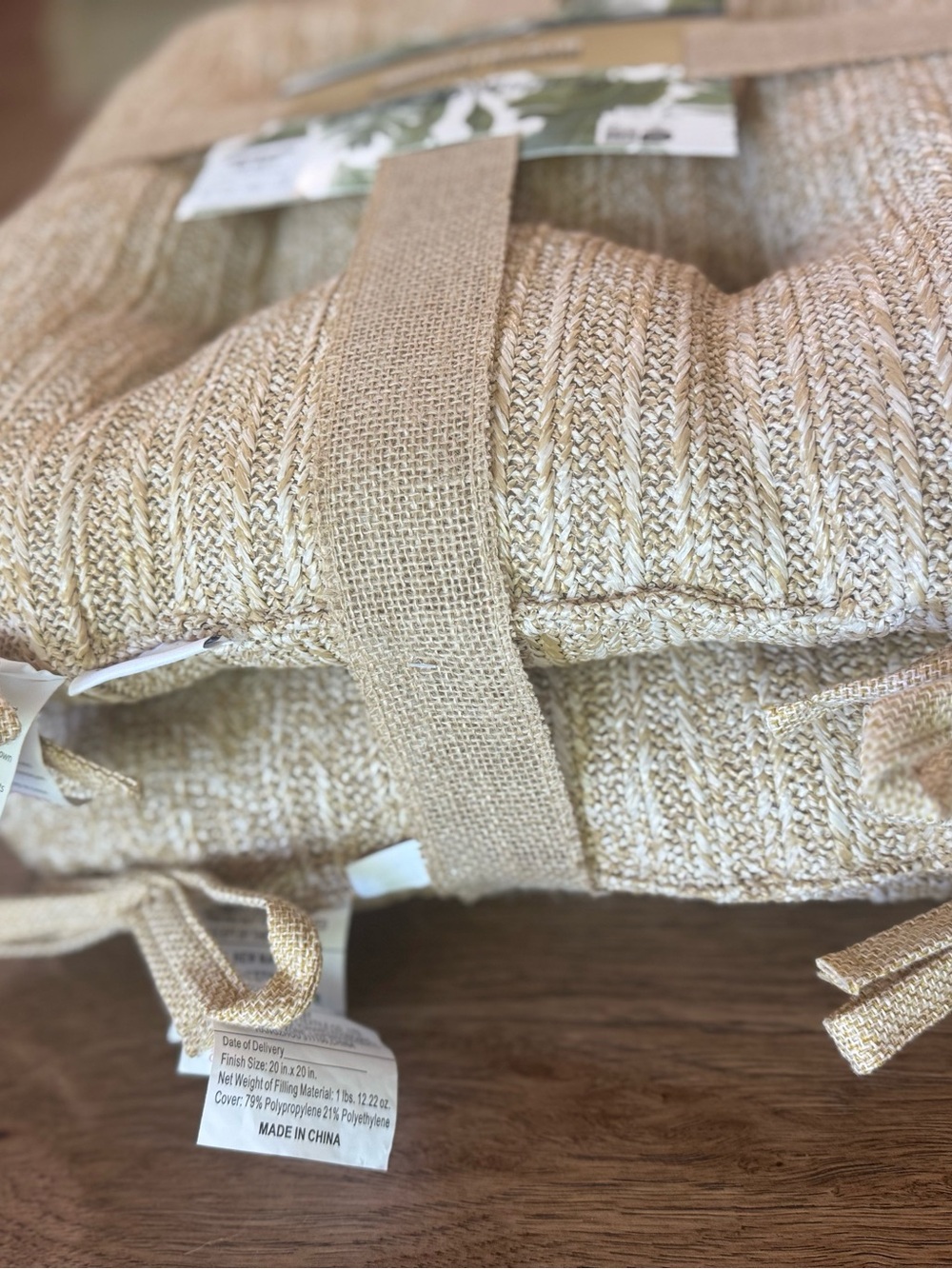 🎉LAST CHANCE🎉Tommy Bahama 20*20 Tufted Woven Indoor/Outdoor Seat Cushion - Picture 5 of 10